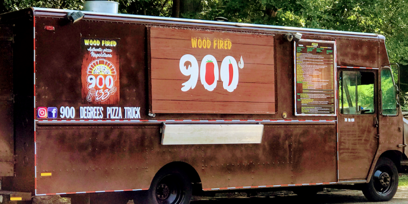 900 Degrees Pizza Truck